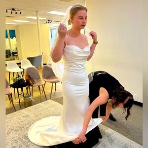 Louvienne Berkley (LV042) wedding dress